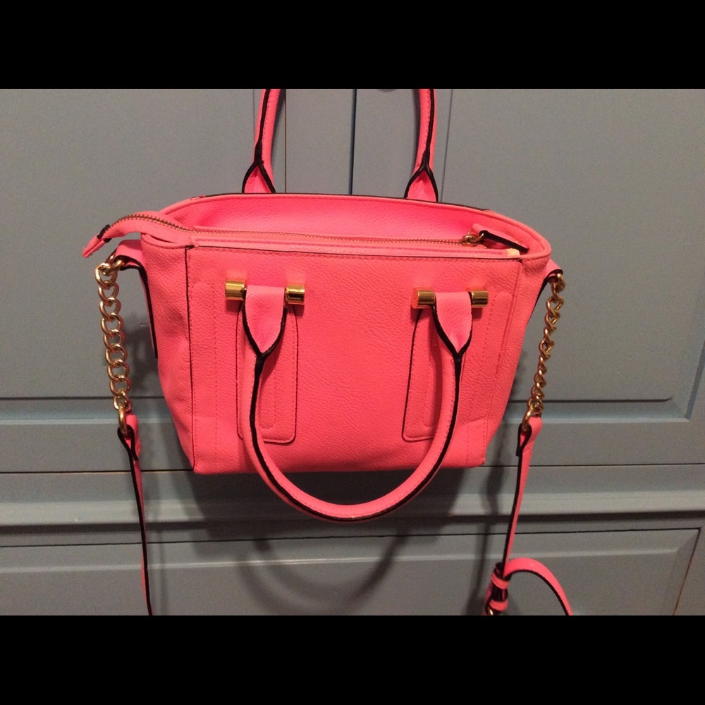Merona crossbody purse